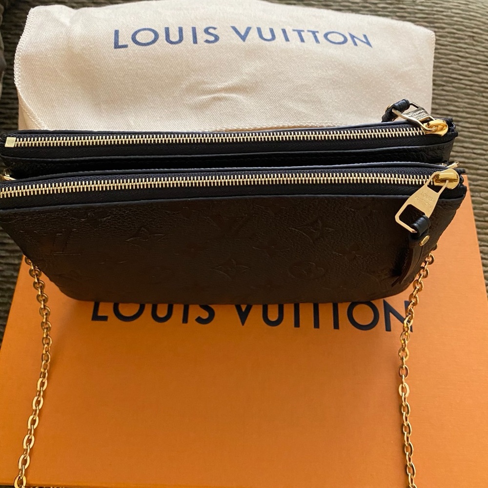 Brand new chain Louis Vuitton double zip pochette.